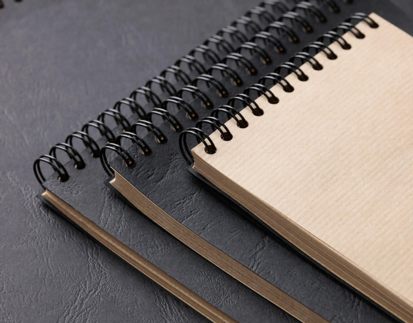 Kraft album spiralé 60F A3 90g - Noir (Lot x5)