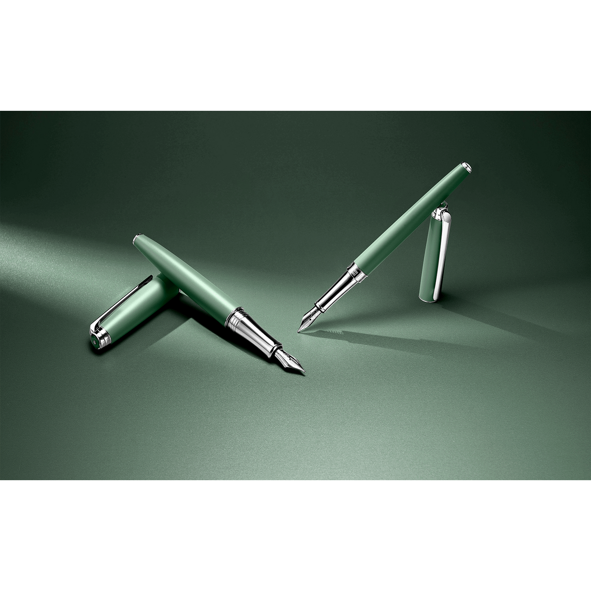 Füllfederhalter LEMAN™ VERT DE GRIS - Sonderedition