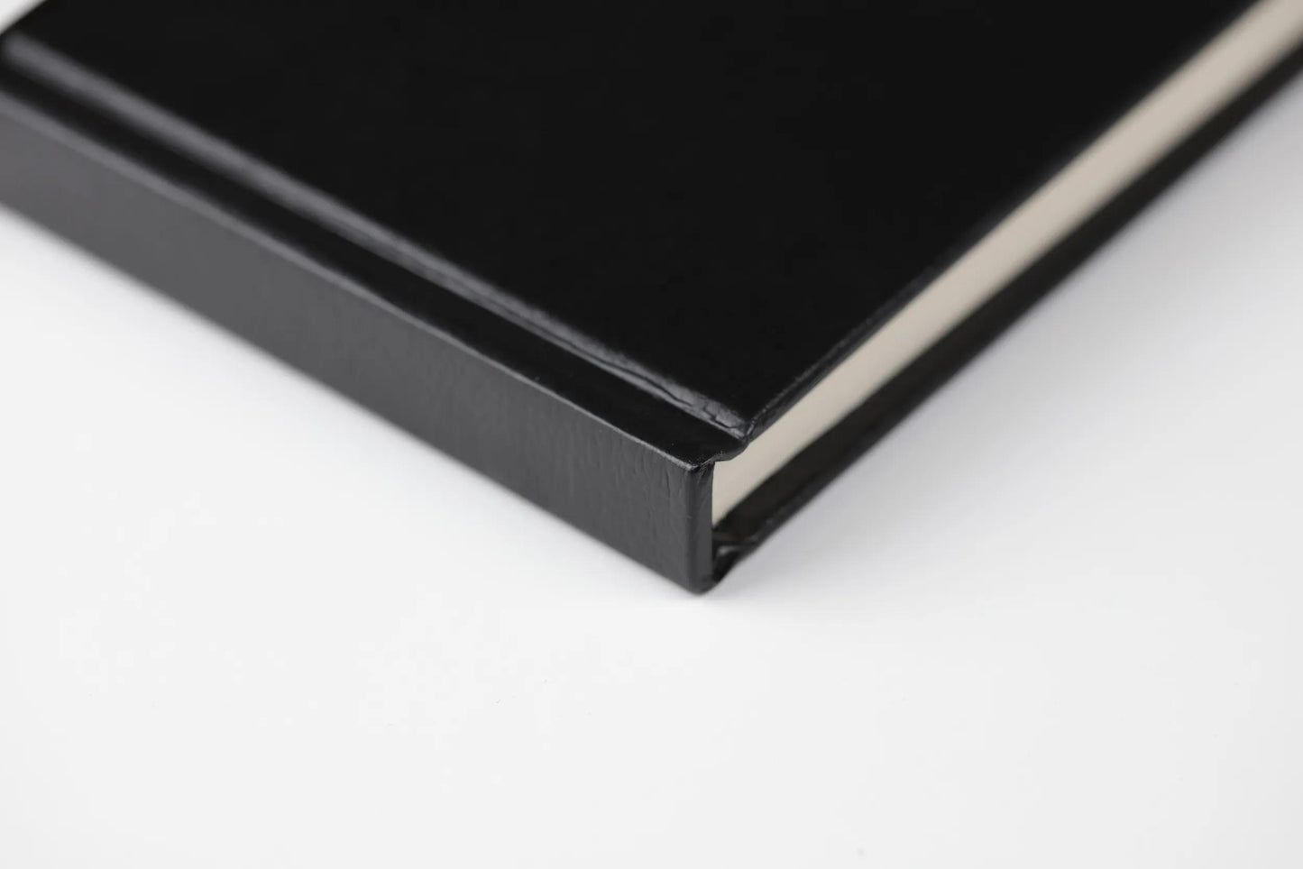 Alpha Series rigid rewinded notebook 62F 10.2x15.2cm 150g - White (Pack x2)