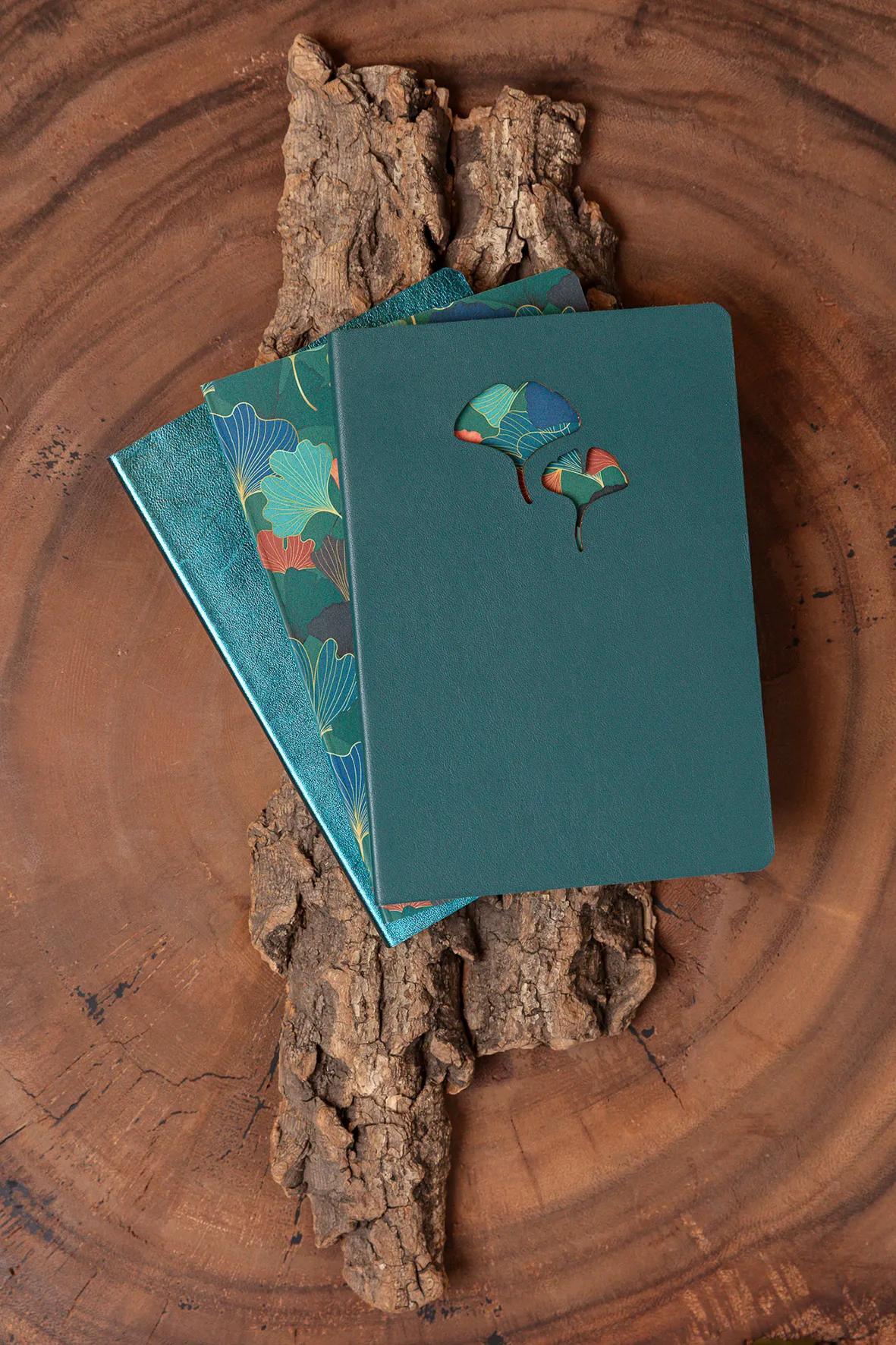 Ginkgo, Leder broached Notebook A5 14,8x21 cm, 144 Seiten, gefüttert, Arsch. (4er-Pack)