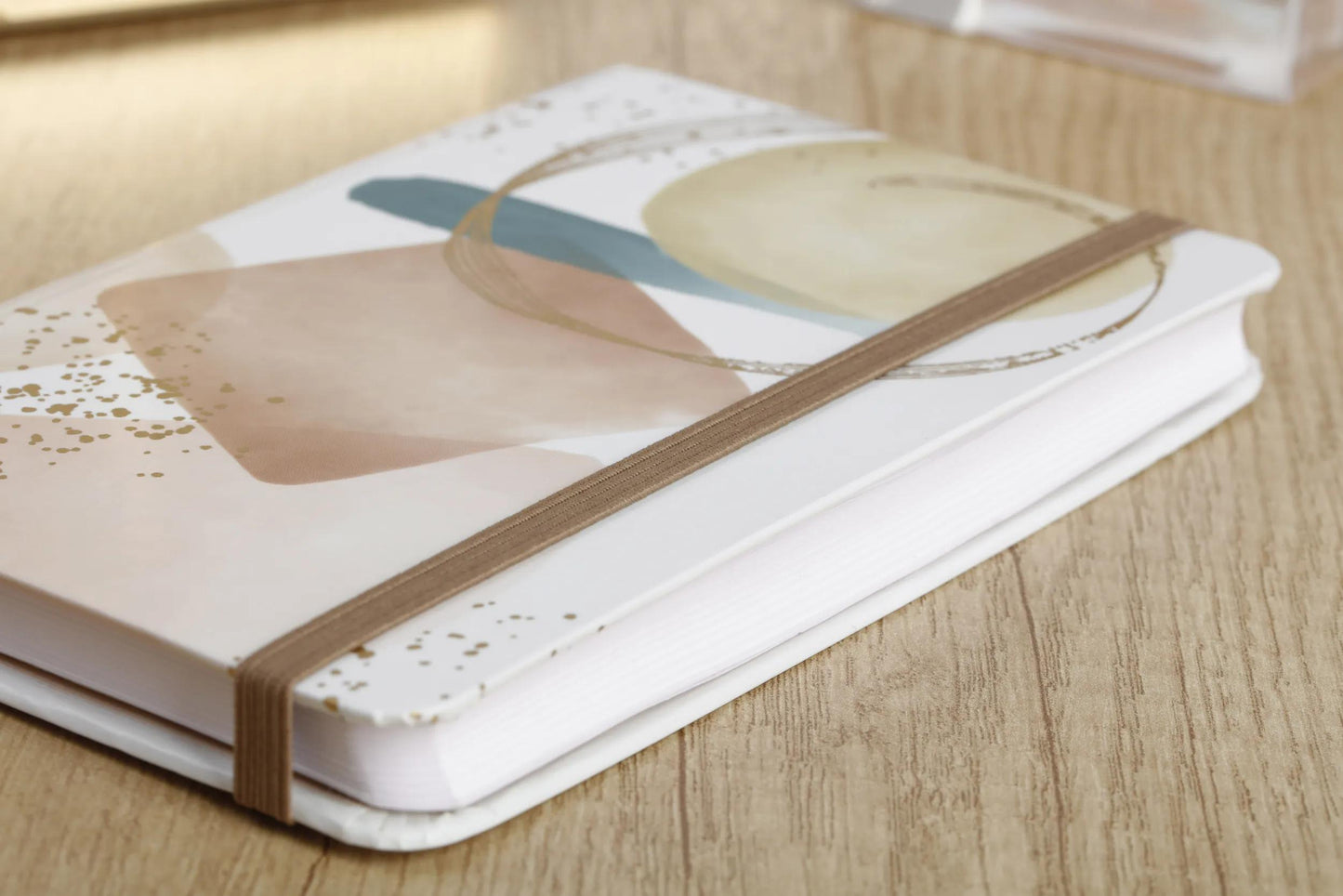 Evanescence, rigid rewinded notebook A6 10,5x14,8 cm, 160 pages, plain, bellow pouch on the back, page mark, elastic closure, ass. - Multicolor (Pack x4)