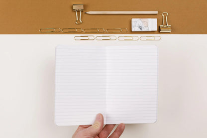 Evaneszenz, Kit aus Schreibwaren mit Notizbuch 11x17 cm 64 Seiten Linien, Bleistiftpapier, 2 Doppelclips, 10 Posaunen und Gummi (3er-Pack)