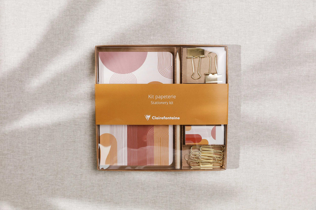 Terracotta, Kit of stationery containing a notebook 11x17 cm 64 pages lines, a pencil paper, 2 double clips, 10 trombones and a gum