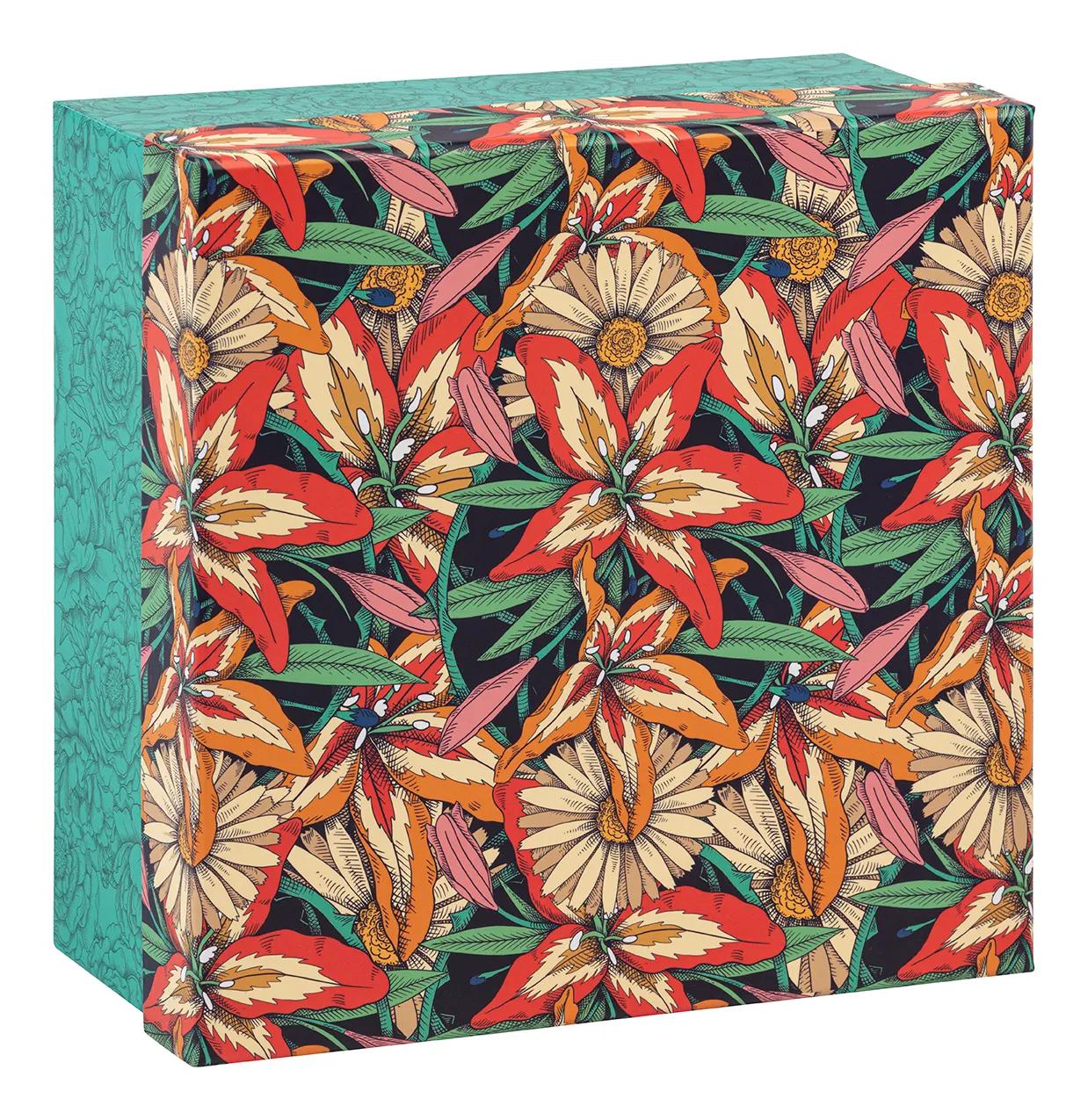 Frida Kahlo, Set of 3 square boxes 25x25x12 cm, 20x20x11cm, and 16x16x10 cm (Pack x2)
