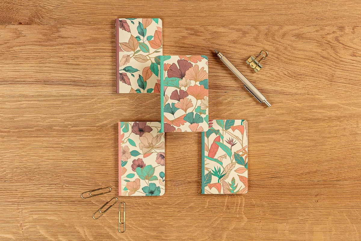 Gaia beige, Sewn notebook thread 7.5 x 12 cm, 48 pagine, foderato (confezione da 36)