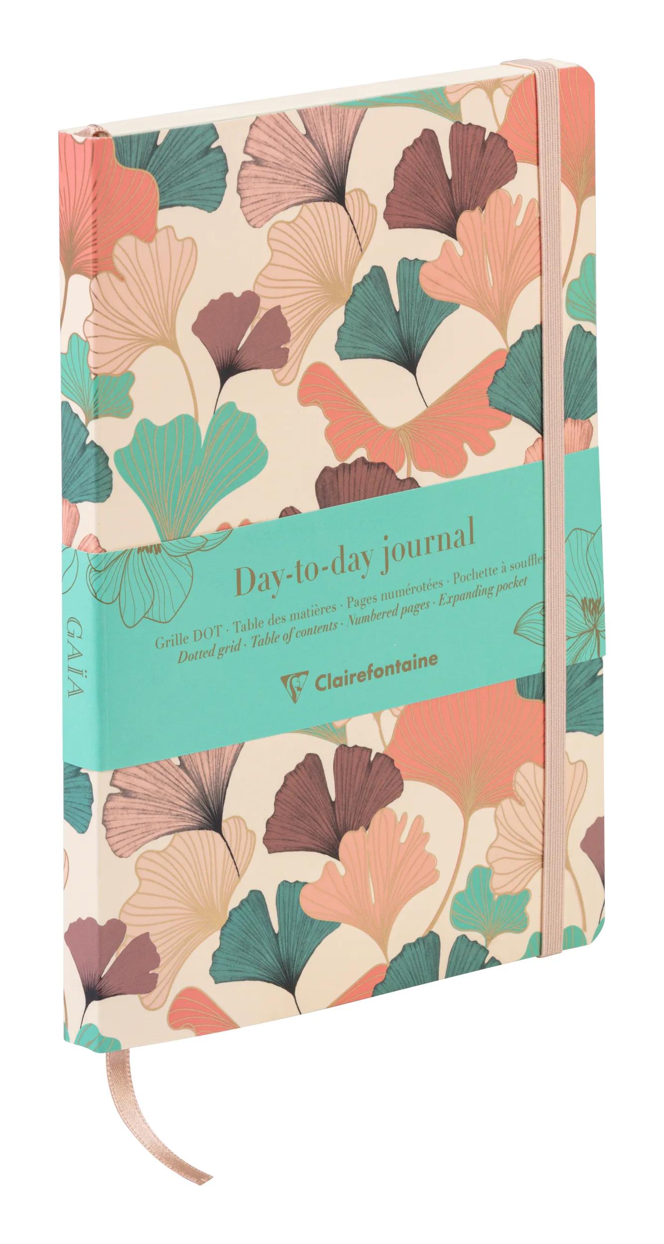 Gaia beige, DaytoDay quotidiano A5 14,8x21 cm, 192 pagine, dote, soffietto sul retro, marcatore, chiusura elastica, culo. (Pacchetto x4)