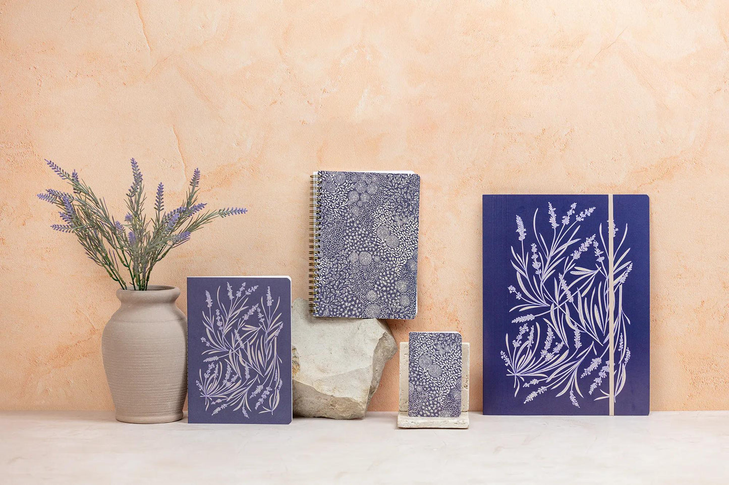 Garden of the Sens, Sewn notebook thread 7,5x12cm, 48 pages, plain, ass. - New (Pack x36)