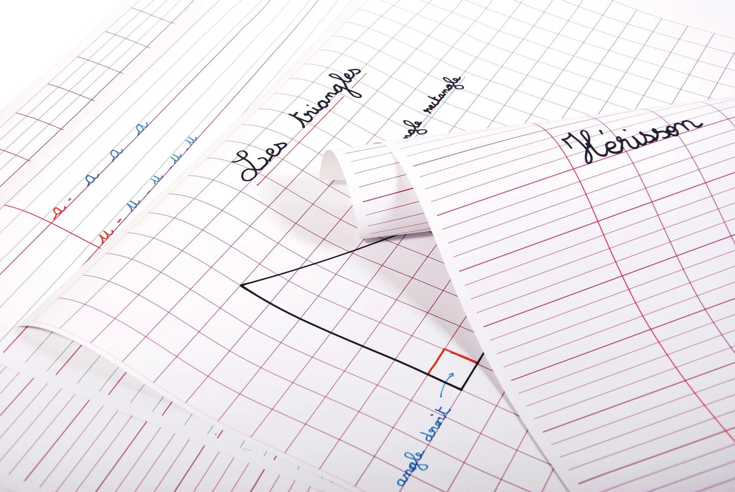PAPIER AFFICHE REGLURE, Paquet de 25 feuilles séyès 90g/m2 au format 60x80cm