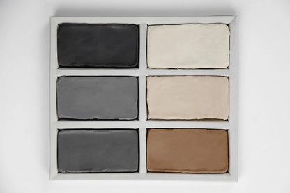 6 PAINS OF PLASTILINE - Assorted