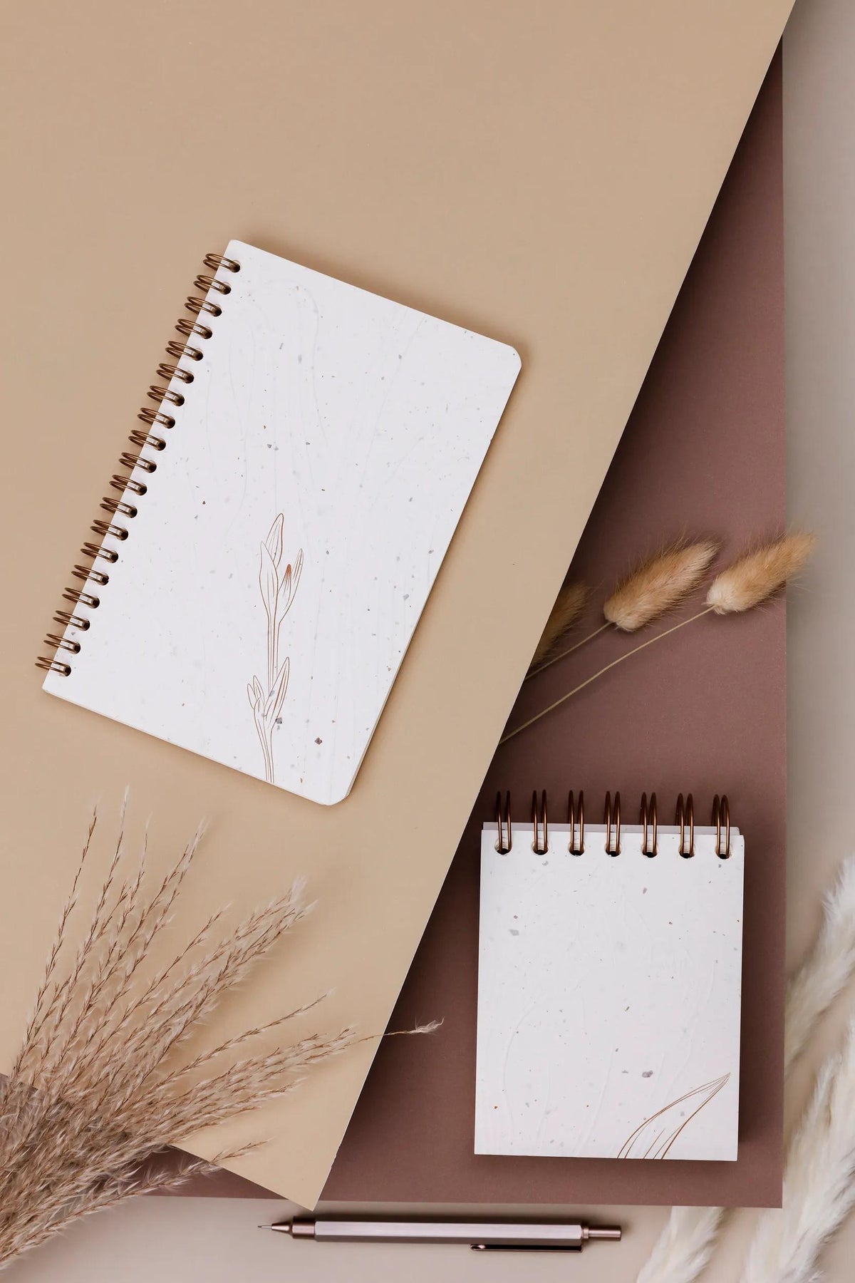 Tulip paper, Complete binder book 11x17 cm, 100 pages, dots