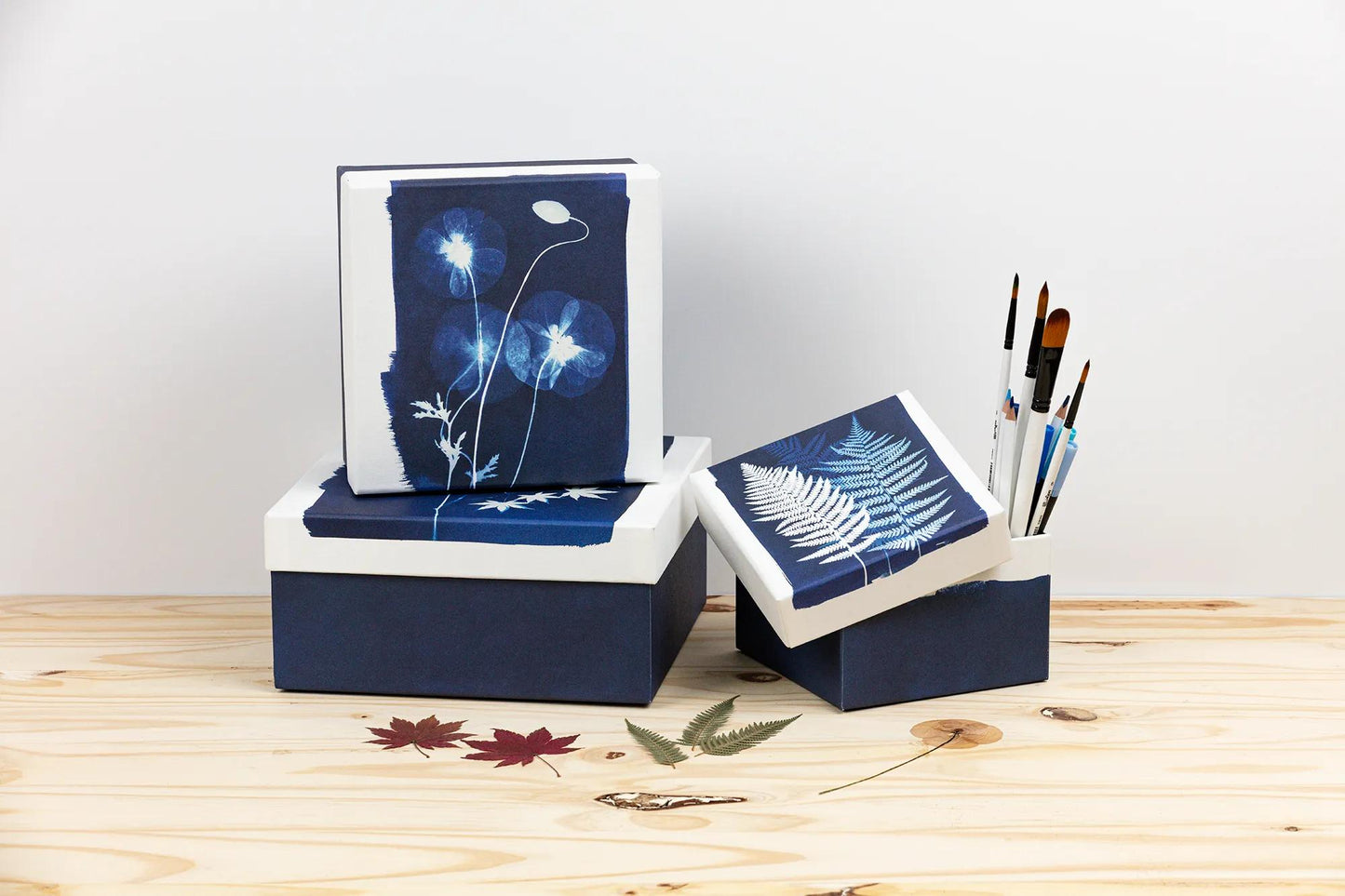 Cyanotype, Set di 3 caselle quadrate 25x25x12 cm, 20x20x11cm, e 16x16x10 cm (Pacchetto x2)