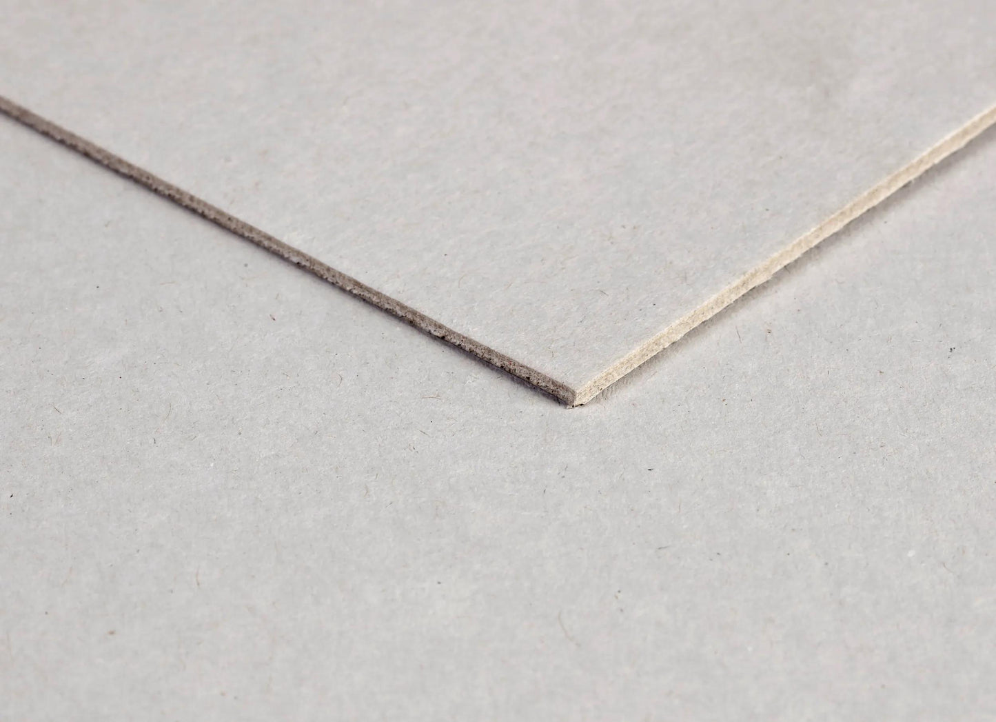 Carton Grey 2.5mm 10F 60x80cm 1625g - Grey