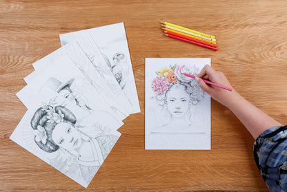 ODELIA, Bloc de coloriage multi-techniques de 20 feuilles A4 250g, Les femmes (lot de 5)