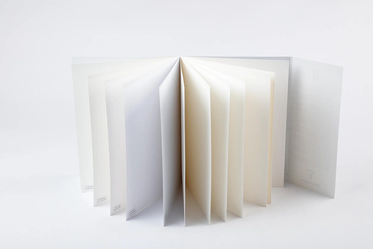 Aqua Essentials verklebt Block 12 passende Aquarellpapiere 24x30cm 12F 200g-300g (Paket x2)