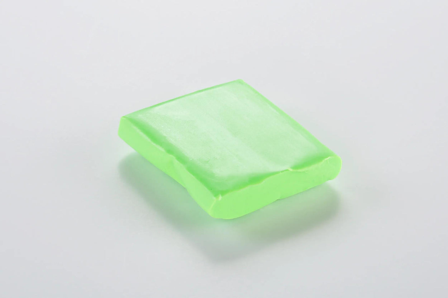 Cernit NEON LIGHT 56 g Green - Green 600 (Pack x6)