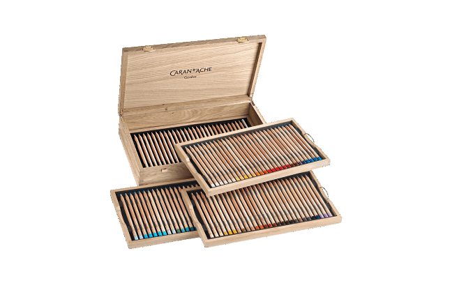 Case 100 Coloured Pencils Luminance 6901™