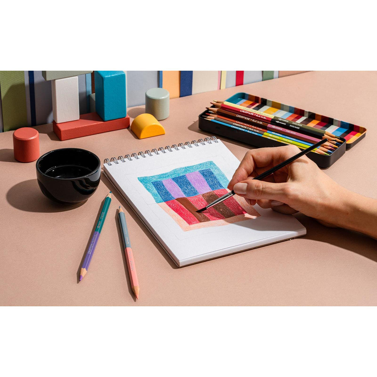 Scatola con 12 Matite Colorate Bicolori & 1 Pennello Paul Smith