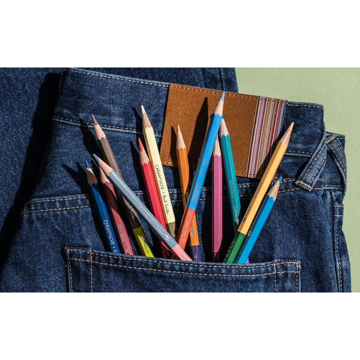 Scatola con 12 Matite Colorate Bicolori & 1 Pennello Paul Smith