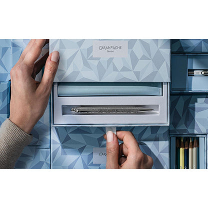 Set Kugelschreiber Ecridor™ Alpine Frost & Etui aus Polarblauem Leder