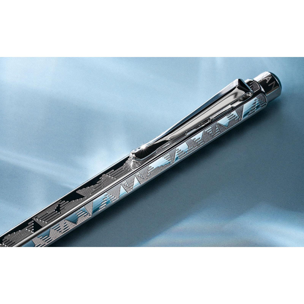 Set Kugelschreiber Ecridor™ Alpine Frost & Etui aus Polarblauem Leder
