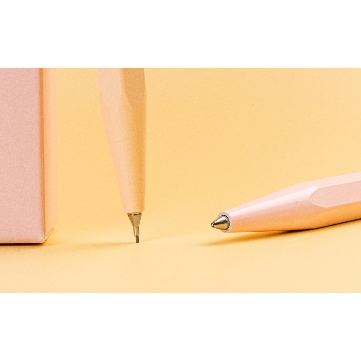 Set Penna a Sfera & Portamine 849™ Horizon Rosa Pastello & Giallo Pastello (0,5 mm)