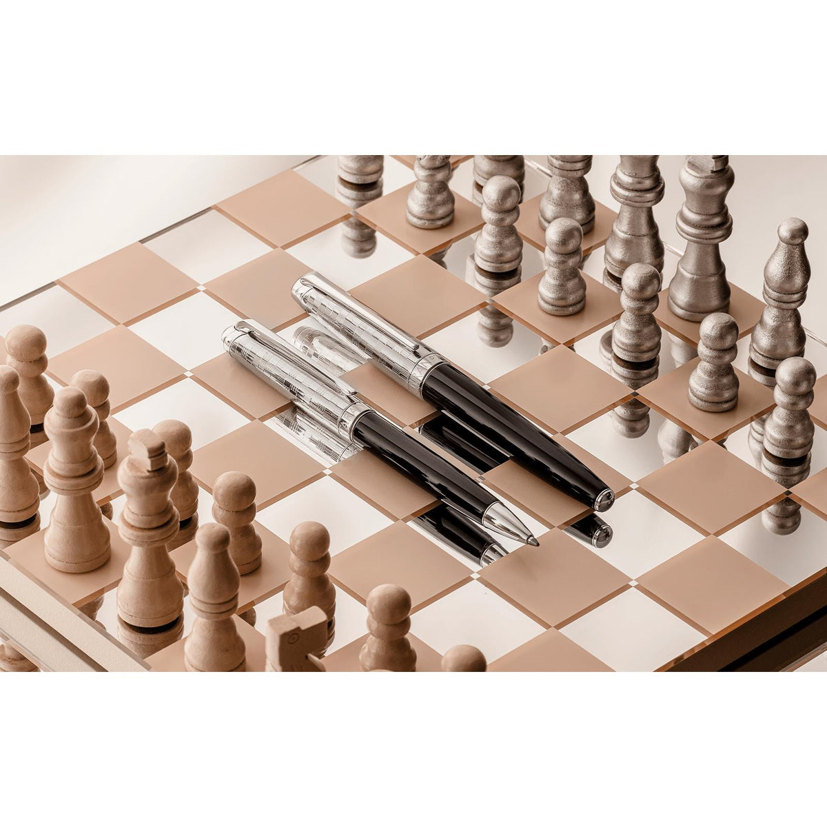 Set Füllfederhalter Léman™ Damier & Etui aus Leder Schwarz