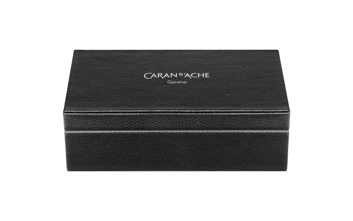 VARIUS™ CERAMIC Black Fountain Pen